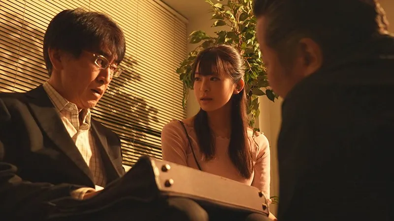 ông chồng vay nợ băng đảng, vợ phải bán thân để trả nợ